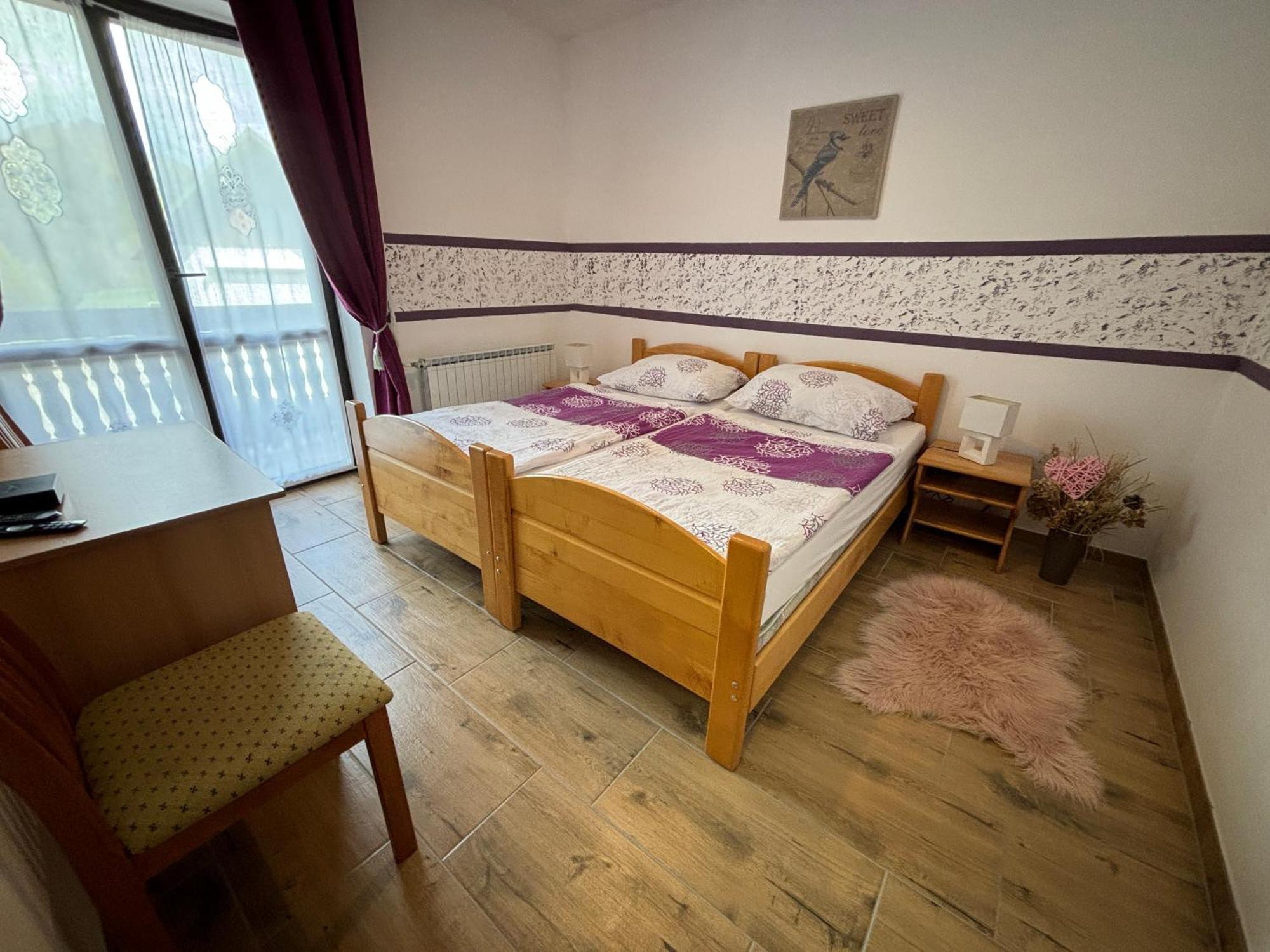 Guest House Kmecki Hram Fortuna Ідрія Екстер'єр фото